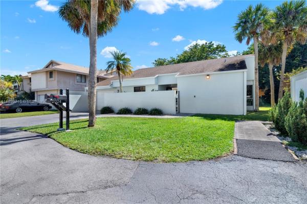 Seagrape, 20418 SW 85th Ave, Cutler Bay, Florida 33189, image 3