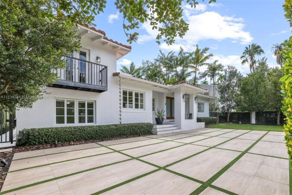 Glencoe, 1640 S Bayshore Dr, Miami, Florida 33133, image 1