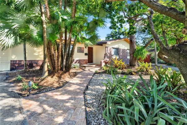 Oakland Acres, 10905 SW 119th St, Kendall, Florida 33176, image 3