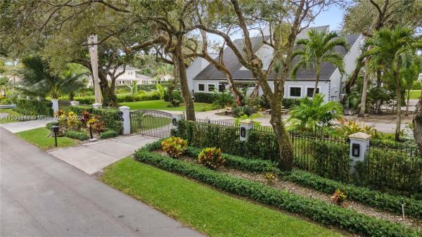 Galloway Glen, 10100 SW 90th Ave, Kendall, Florida 33176, image 1