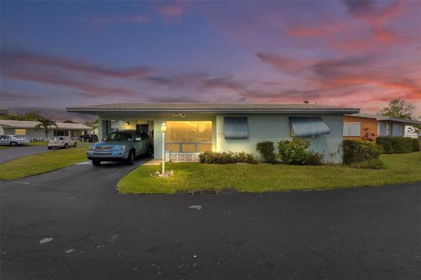 Sheridan Lakes Houses, 3121 Byron Cir #132, Hollywood, Florida 33021, image 1