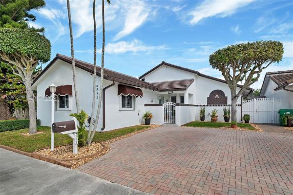 Bird Lakes South, 4773 SW 143rd Ct, Kendale Lakes, Florida 33175, image 1