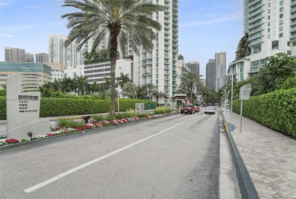 The Ivy At Riverfront, Miami, Florida 33130, image 3