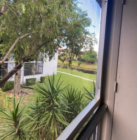 Kendall Acres, 10367 N Kendall Dr #E7, Kendall, Florida 33176, image 3