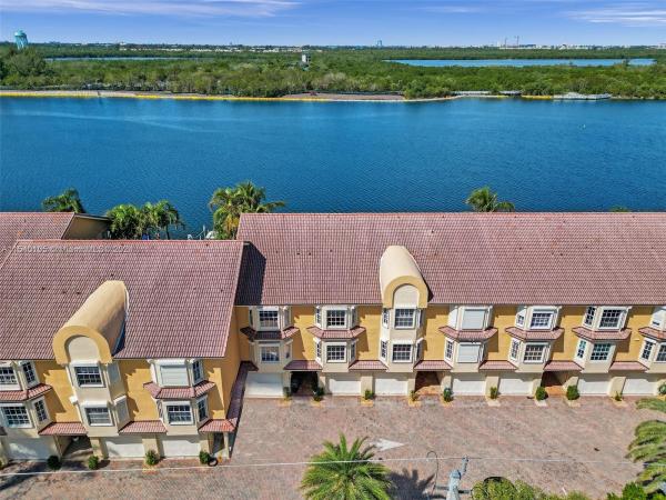 The Moorings At Sheridan, 4212 N Ocean Dr, Hollywood, Florida 33019, image 1