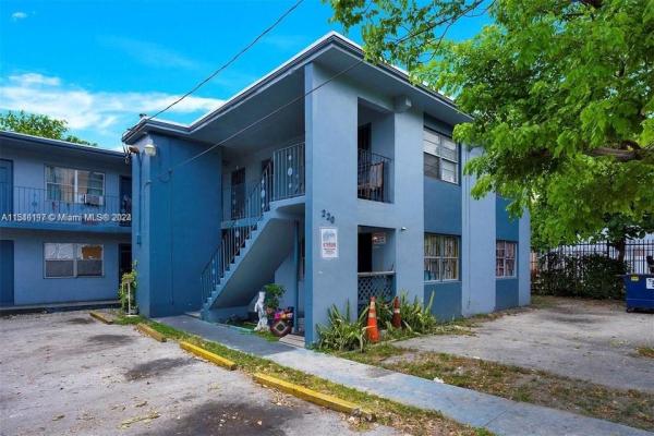 Ericksons, 220 NW 16th Ter, Miami, Florida 33136, image 2