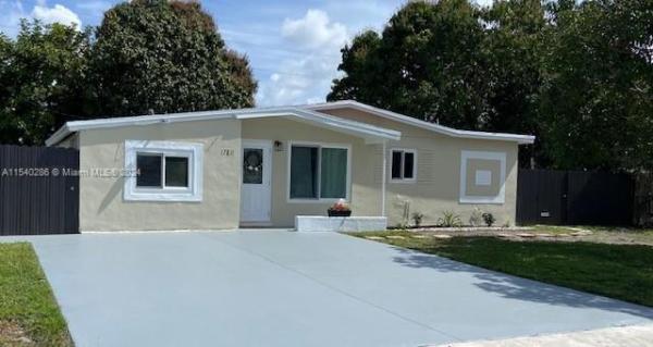 Lake Stevens Estates At Carol City, 17811 NW 54th Ct, Miami Gardens, Florida 33055, image 1