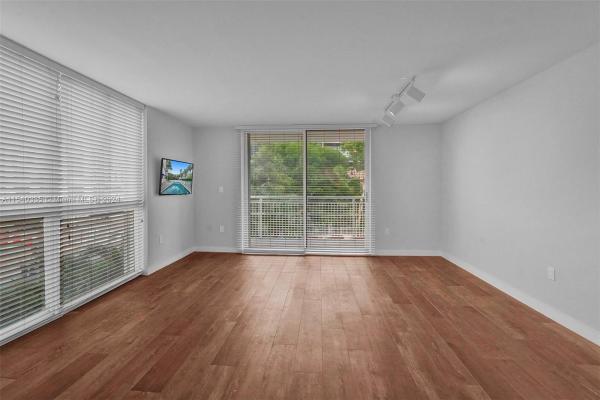 West Bay Plaza, 1688 West Ave #209, Miami Beach, Florida 33139, image 1