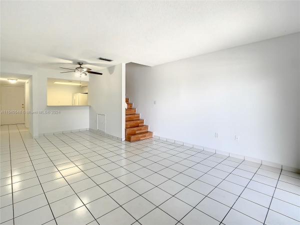 El Camino Real North, 10500 SW 8th St #402, University Park, Florida 33174, image 2