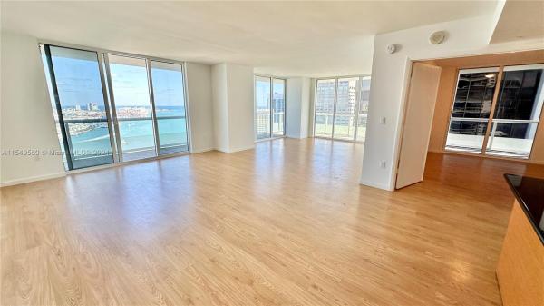 50 Biscayne, 50 Biscayne Blvd #3910, Miami, Florida 33132, image 3