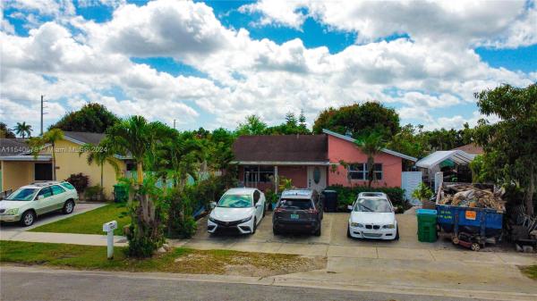 Comfort Villas, 16238 SW 305th St, Leisure City, Florida 33033, image 3