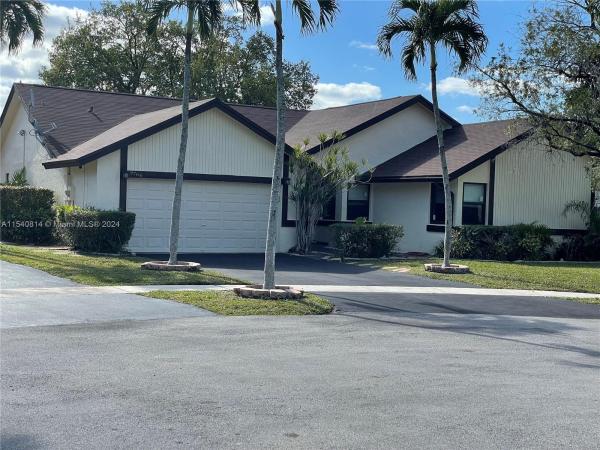 Hills Of Welleby, 9766 NW 41st St, Sunrise, Florida 33351, image 1