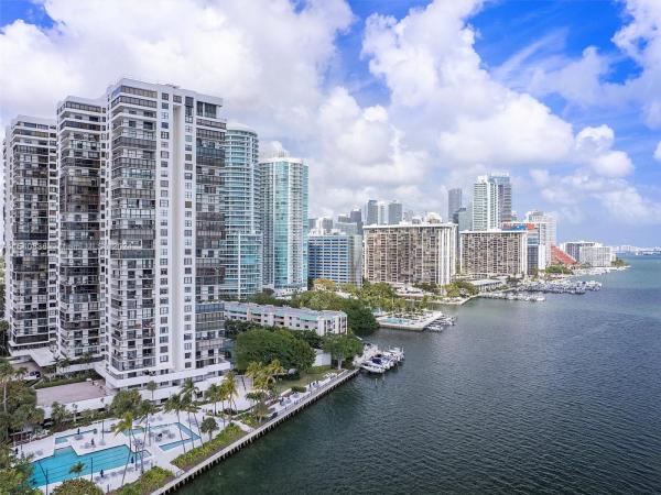 Brickell Bay Club, 2333 Brickell Ave #1006, Miami, Florida 33129, image 1
