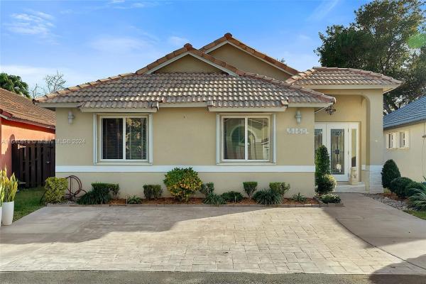 Lancaster & Capri At Lakes Of The Meadow, 5150 SW 154th Pl, Kendall West, Florida 33185, image 1