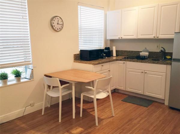 Sevilla Plaza, 642 Michigan Ave #4, Miami Beach, Florida 33139, image 1