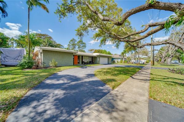 Plantation Park Lakesites, 741 SW 59th Ave, Plantation, Florida 33317, image 3