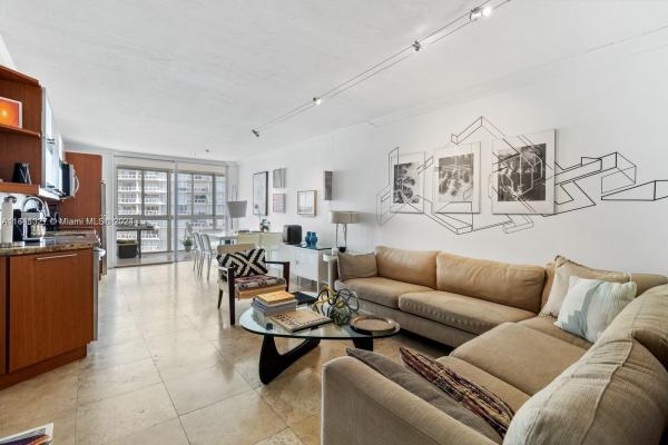 Brickell 25, 145 SE 25th Rd #804, Miami, Florida 33129, image 1
