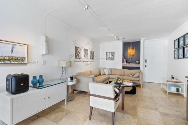 Brickell 25, 145 SE 25th Rd #804, Miami, Florida 33129, image 3