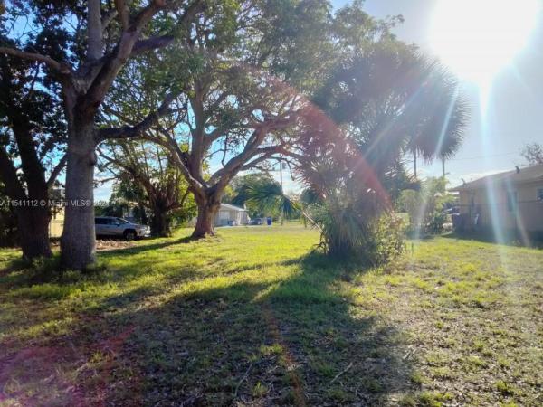 College Park, 490 N Nw 1st Ave, Deerfield Beach, Florida 33441, image 1