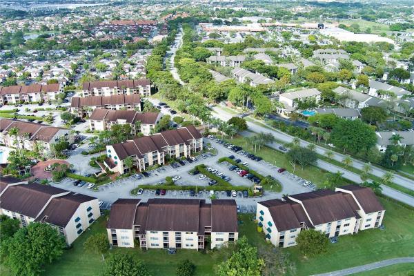 Hammocks Trails, 15285 SW 107th Ln #203, The Hammocks, Florida 33196, image 3