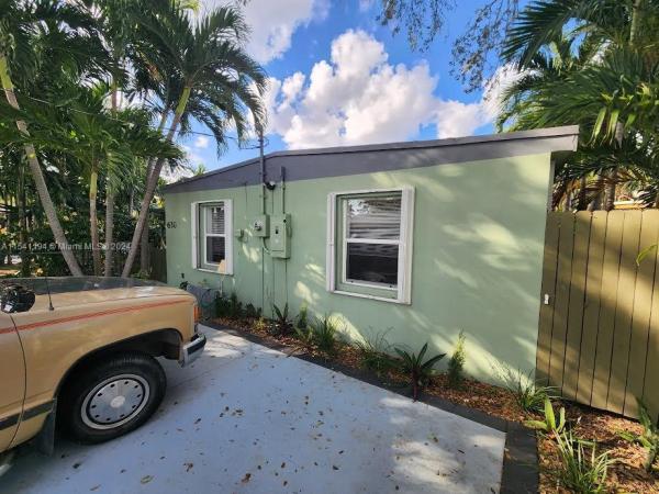 Glendale Lawns, 630 SW 1st Ct, Hallandale Beach, Florida 33009, image 1