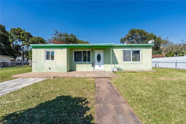 Dixie Cup Manor, 15615 SW 289th Ter, Leisure City, Florida 33033, image 3