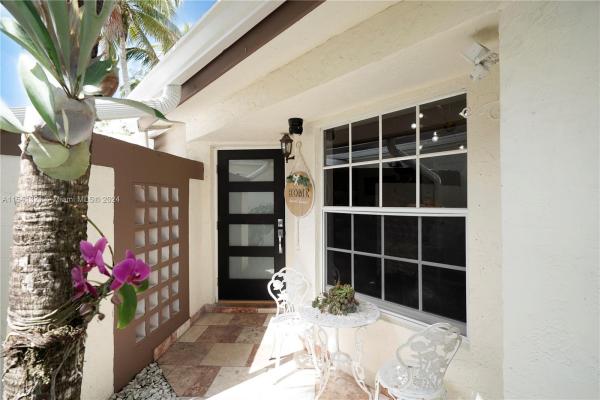 Sunset Shores, 14969 SW 74th Ter, Kendall West, Florida 33193, image 2