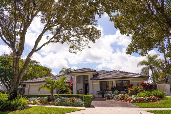 Hammocks Shores, 15420 SW 115th Ter, The Hammocks, Florida 33196, image 1