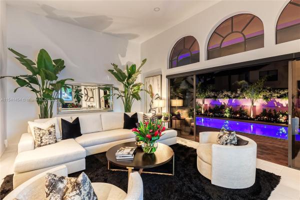 Villa Flora At Boca Pointe, 6492 Via Rosa, Boca Raton, Florida 33433, image 3