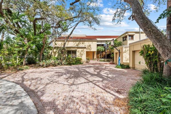 Lakes Of Emerald Hills, 3071 N 35th St, Hollywood, Florida 33021, image 1