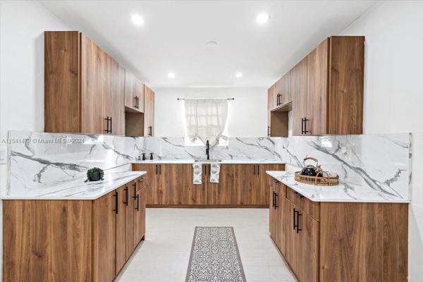 Lee Heights, 3040 NW 63rd St, Gladeview, Florida 33147, image 1