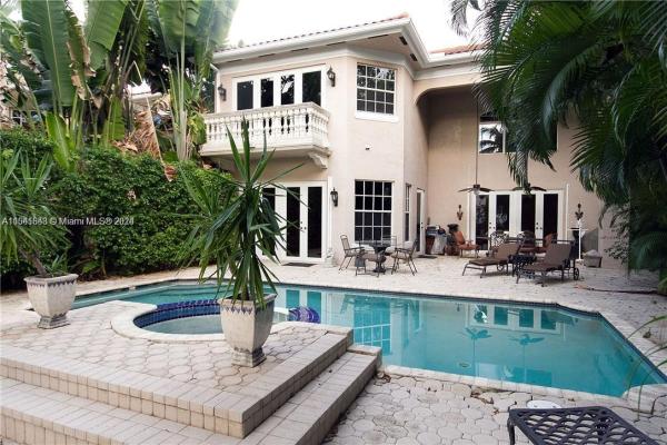 Golden Gate Estates & Marina, 19412 E 38th Ct, Sunny Isles Beach, Florida 33160, image 1
