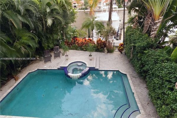 Golden Gate Estates & Marina, 19412 E 38th Ct, Sunny Isles Beach, Florida 33160, image 3