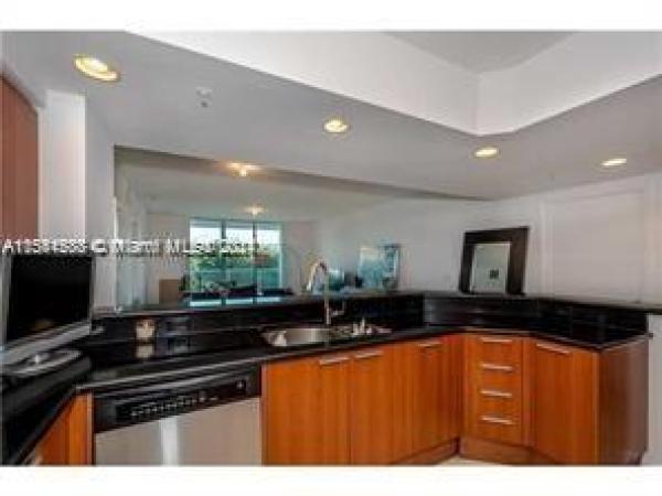 One Fifty One At Biscayne, 15051 Royal Oaks Ln #305, North Miami, Florida 33181, image 3