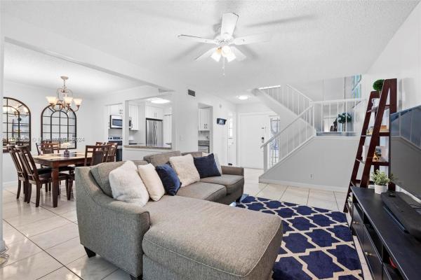 Sunflower, 7200 NW 2nd Ave #1250, Boca Raton, Florida 33487, image 3
