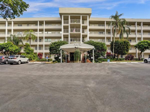 Palm-Aire Country Club 9, 808 Cypress Blvd #201, Pompano Beach, Florida 33069, image 1