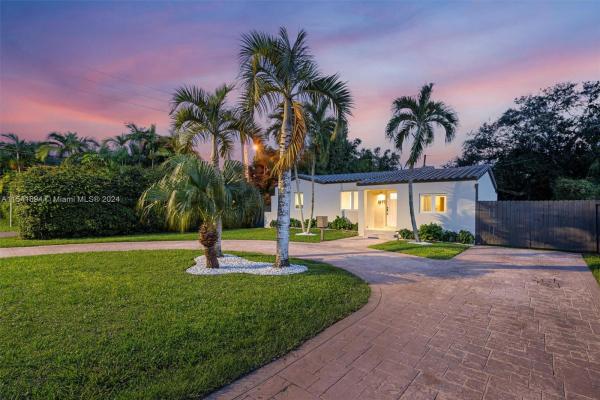 Priors To Biscayne Park Estates, 1070 NE 121st St, Biscayne Park, Florida 33161, image 1