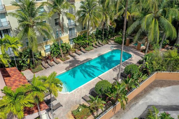 Regent Park At Young Circle, 1919 Van Buren St #313A, Hollywood, Florida 33020, image 1