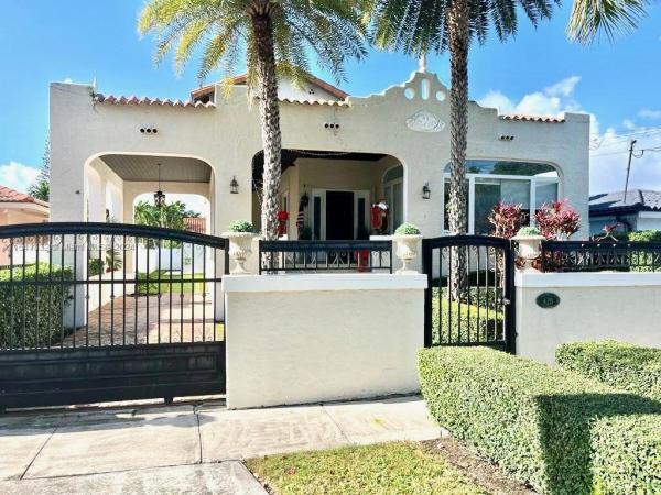 Brickell Hammock, 428 SW 23rd Rd, Miami, Florida 33129, image 1