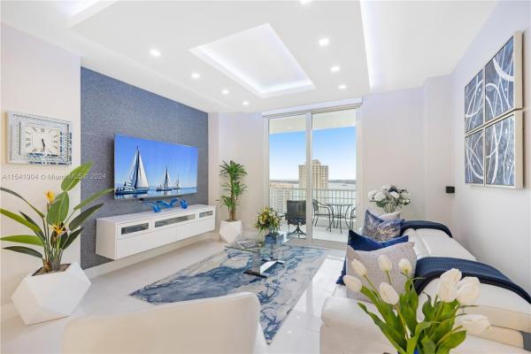 Courvoisier Courts, 701 Brickell Key Blvd #LPH-11, Miami, Florida 33131, image 1