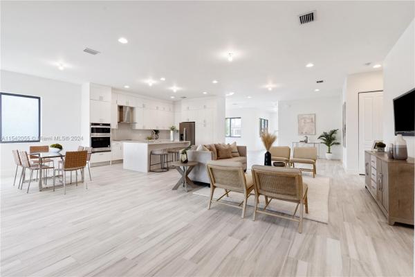 Kingfisher Estates, 13065 Addilyn Ct, Davie, Florida 33325, image 3
