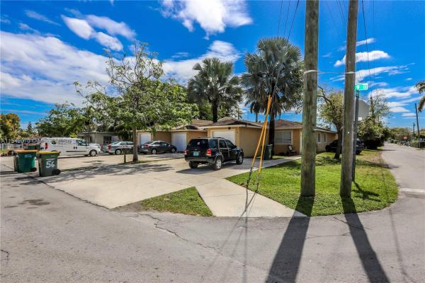 Tatum Ridgedale, 56 NE 9th Ct, Homestead, Florida 33030, image 1