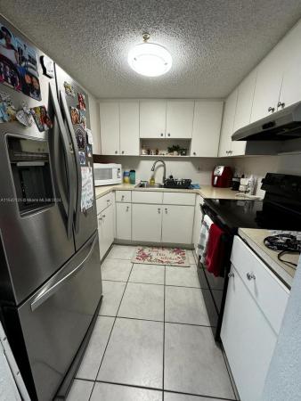 Clearview Towers, 2829 Indian Creek Dr #909, Miami Beach, Florida 33140, image 3