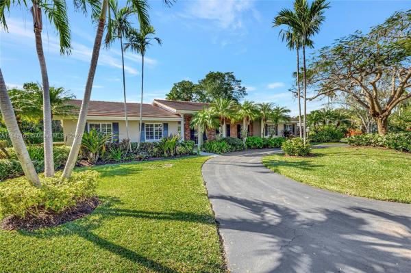 Charlotte Estates, 17124 SW 79th Ct, Palmetto Bay, Florida 33157, image 1