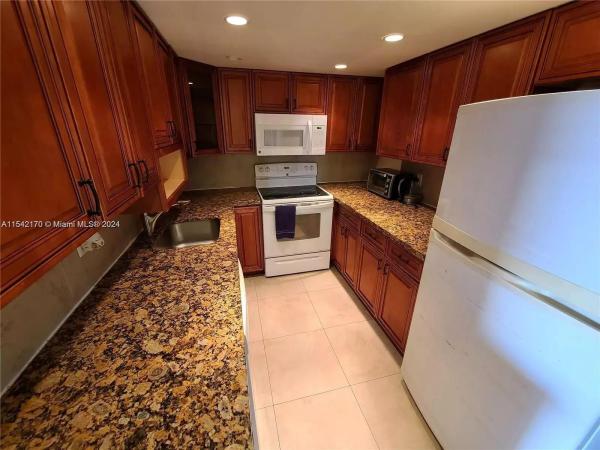 Waterview 1, 20505 E Country Club Dr #1434, Aventura, Florida 33180, image 3