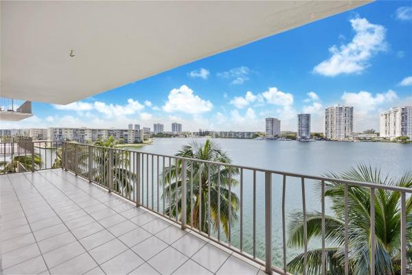 The Clipper At Biscayne Cove, 18151 NE 31st Ct #516, Aventura, Florida 33160, image 1