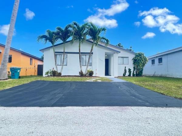 Sabal Pointe, 25041 SW 124th Pl, Princeton, Florida 33032, image 3