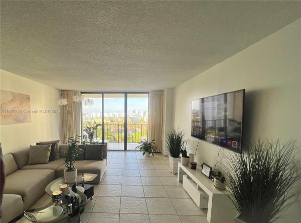 The Clipper At Biscayne Cove, 18151 NE 31st Ct #1512, Aventura, Florida 33160, image 1