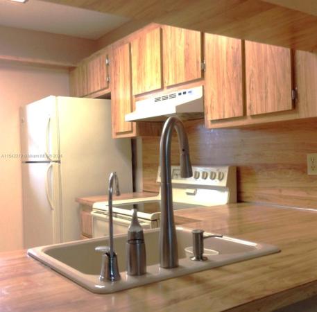 Pine Lake, 9266 NW 1st St #204, Pembroke Pines, Florida 33024, image 1