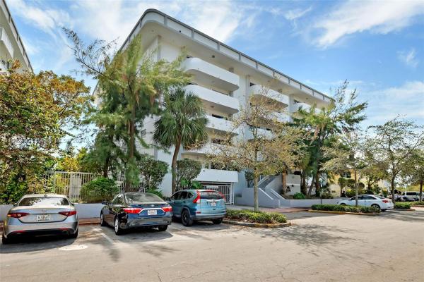 Normandy Shores Yacht & Country Club, 130 S Shore Dr #5C, Miami Beach, Florida 33141, image 3